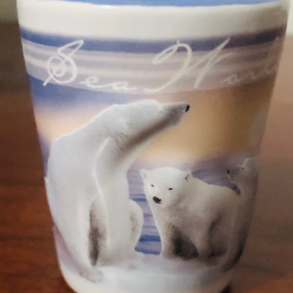 ❌SOLD❌ 9 Shot Glasses - Picture 11 of 16